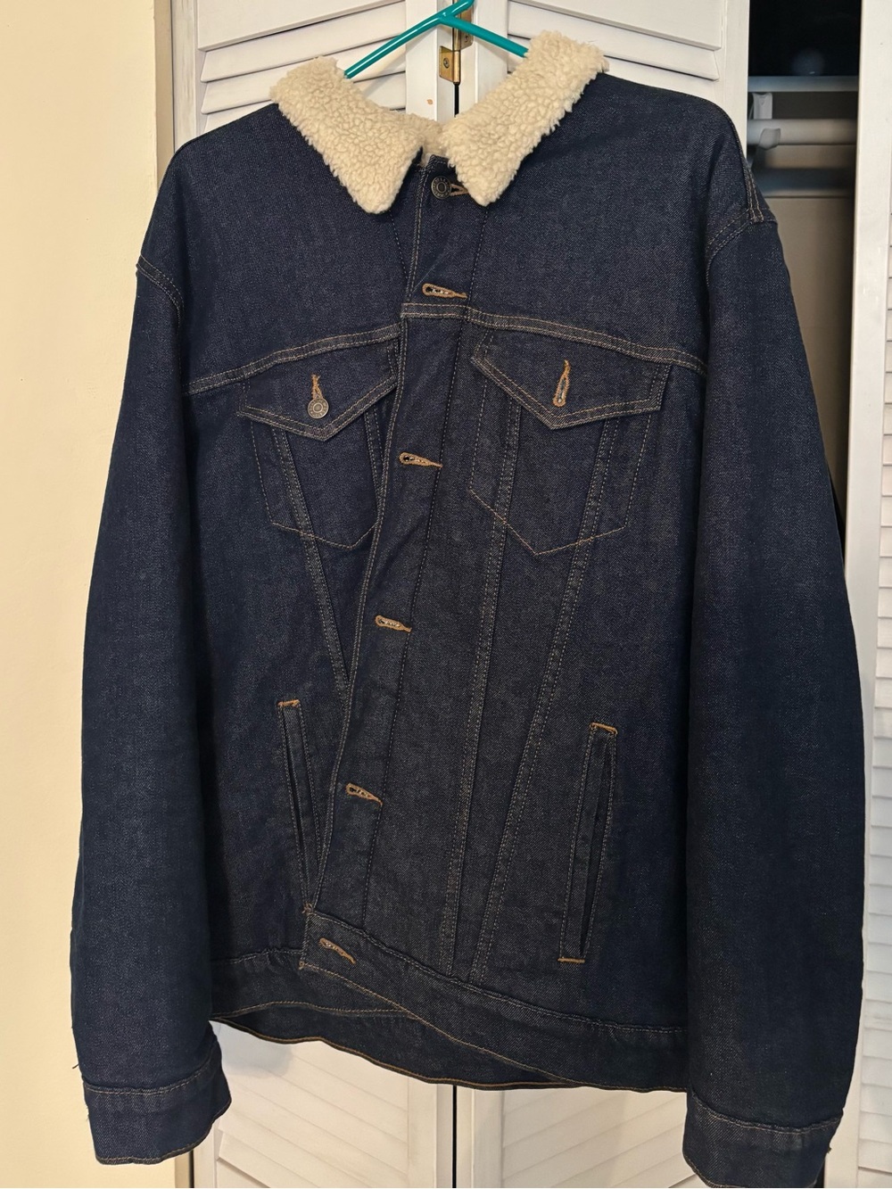 Signature by Levi Strauss Navy Denim Jacket with Cream Sherpa Collar